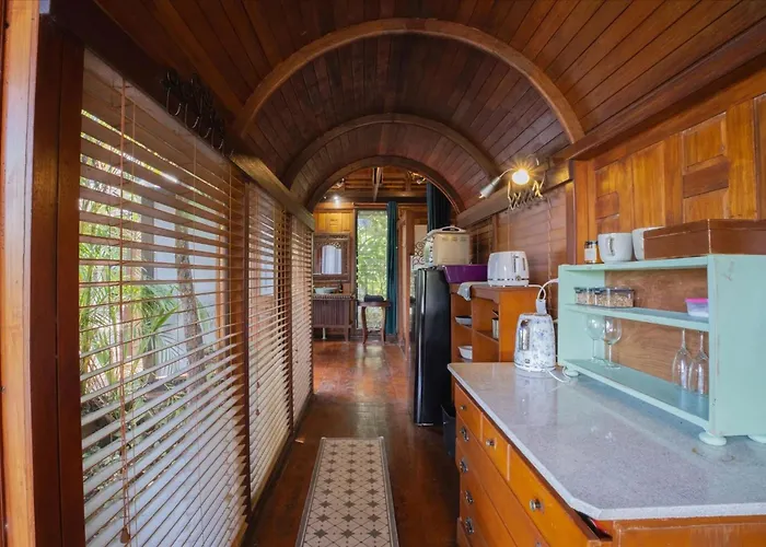 Silk Pavilions Glamping