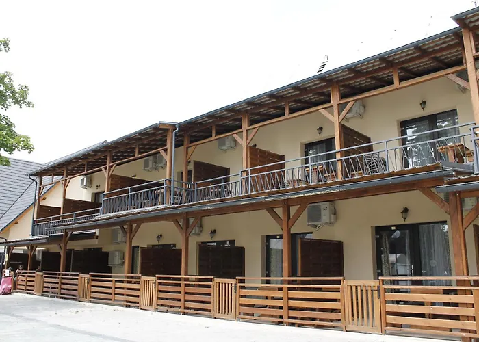 Hotel Zatoka Senec