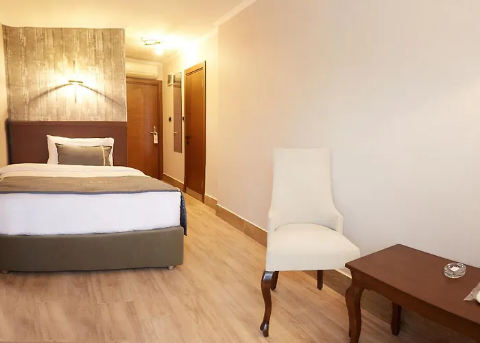 Mira Otel Alsancak