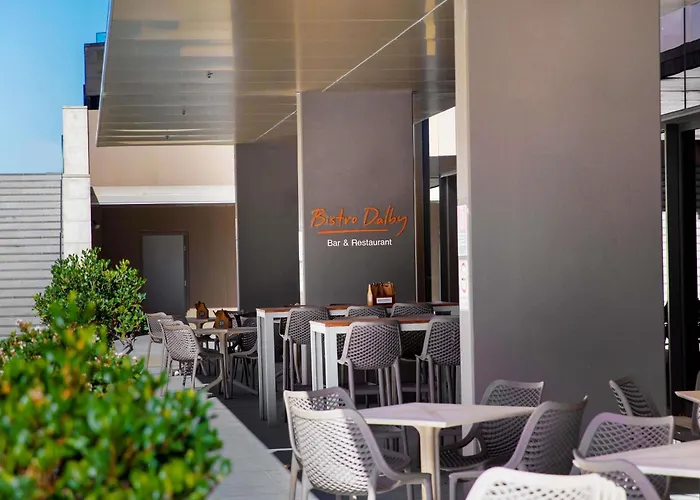 Novotel Newcastle Beach