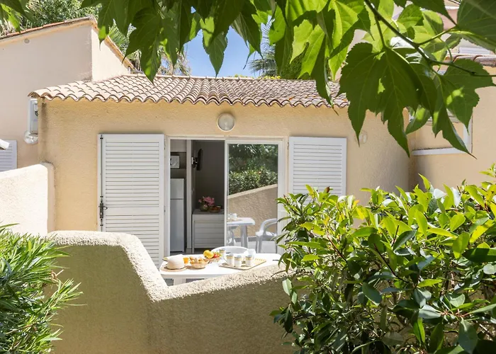 Village de Vacances Marina d'Oru