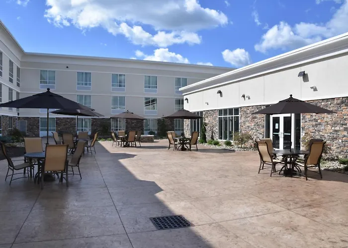 Holiday Inn Canton-Belden Village By Ihg