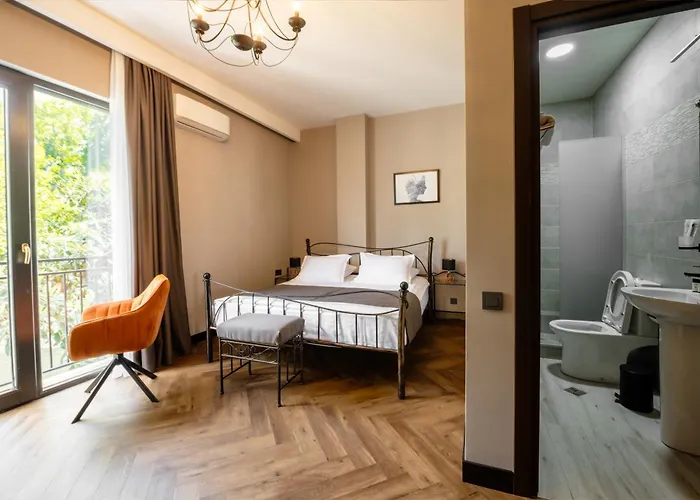 Golden Boutique Hotel