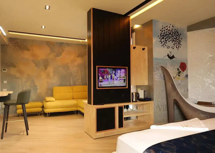 Vila One Beach Hotel