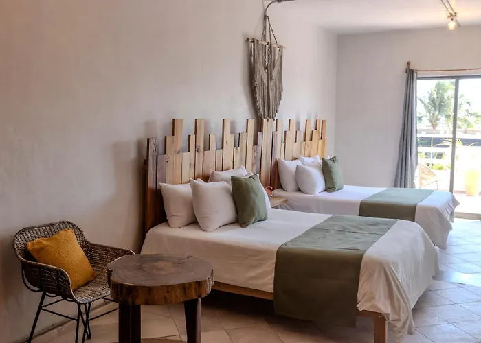 Mayan Monkey Isla Mujeres - Social Hotel (Adults Only)