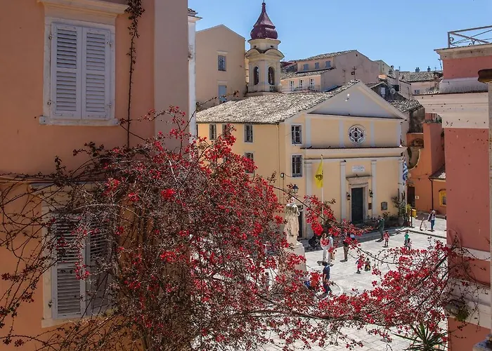 Leone Old Town Apartment