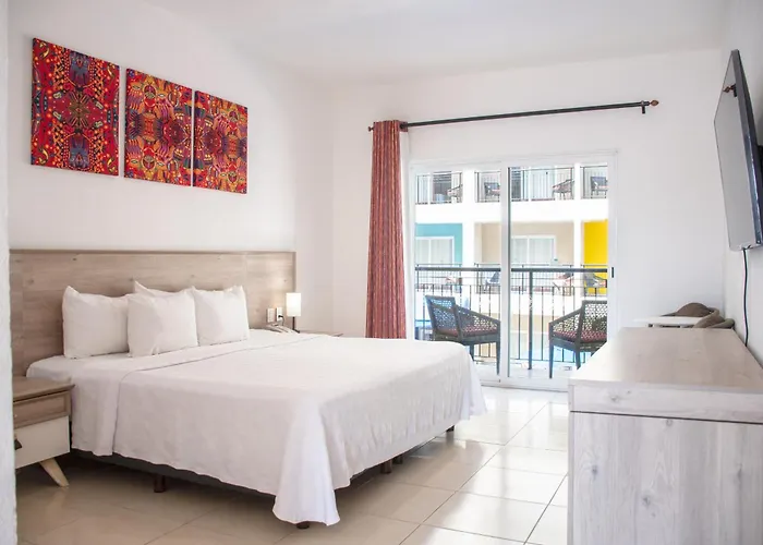 Decameron Isla Coral Guayabitos, Ramada All-Inclusive Resort