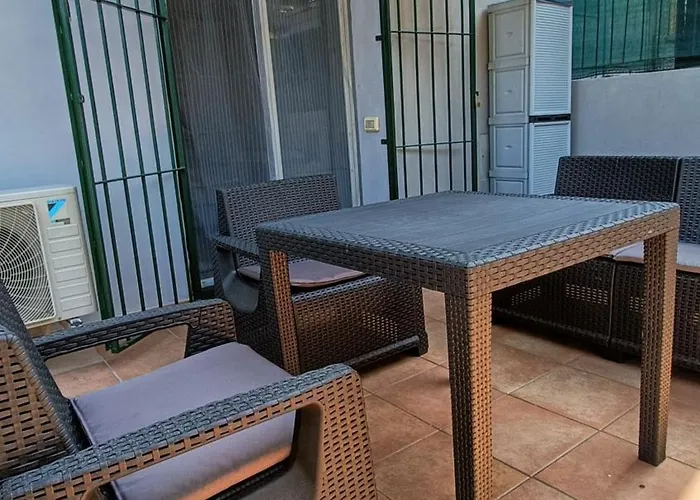 Karina, To The Beach With Terrace And Private Parking