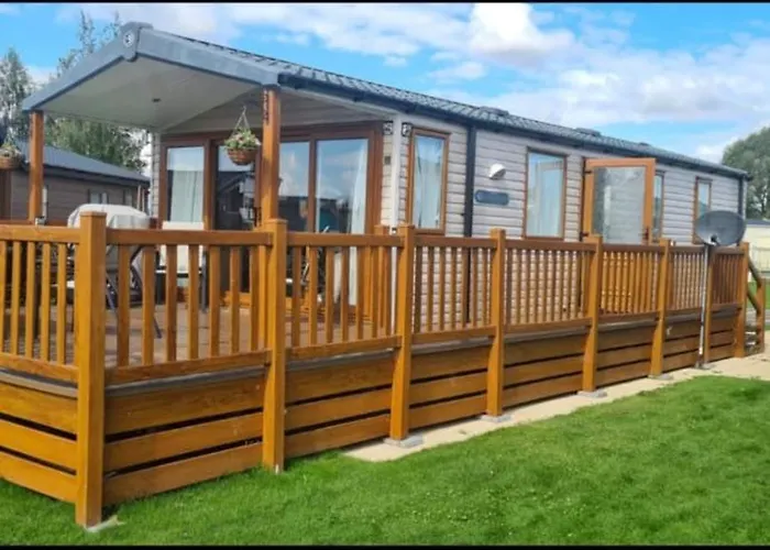The Luxury Break Sleeps 6 At Kingfisher Court South Facing
