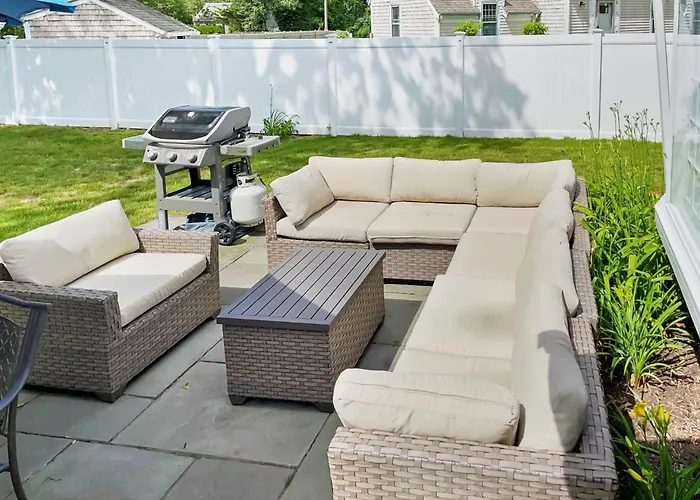 Tide The Knot: Cozy Cape W/ Yard Central A/C