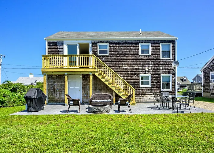 Town Neck Beach Retreat By The Marina