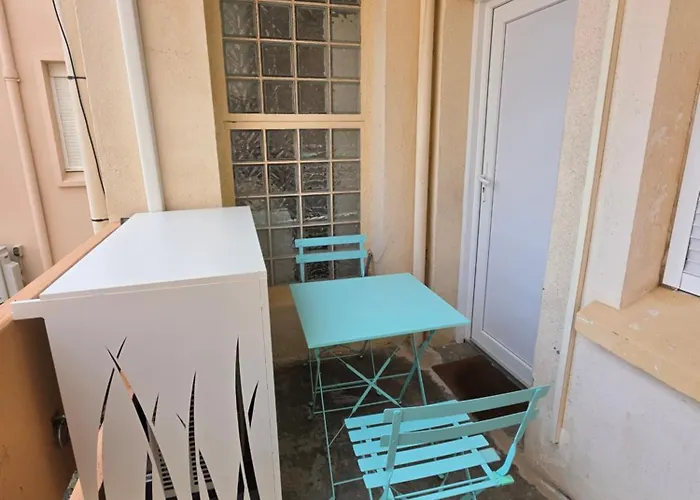 Appartement centre-ville, Valras-Plage, chez Géraud et Séverine