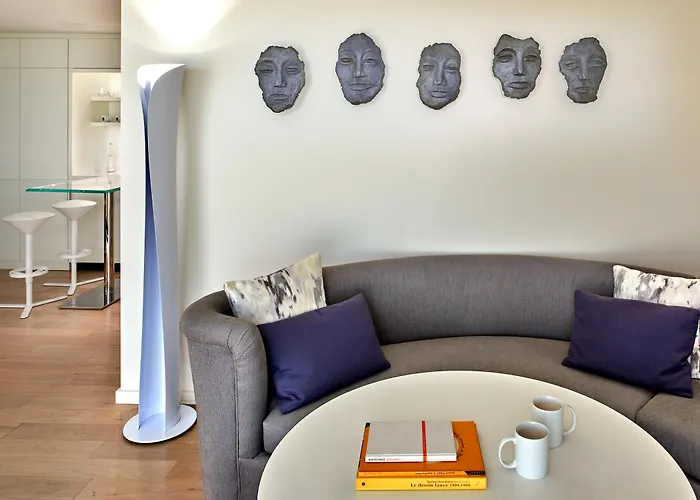 The Valorian Los Angeles, Curio Collection By Hilton West Hollywood