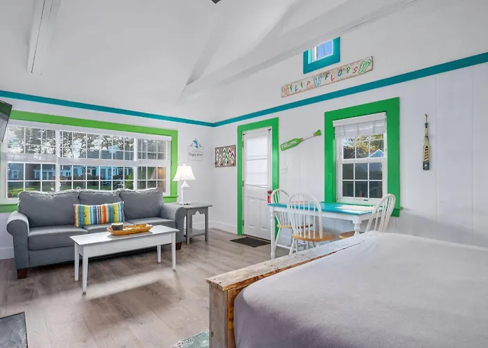 Flip Flops - Where Cape Dreams Meet The Sea