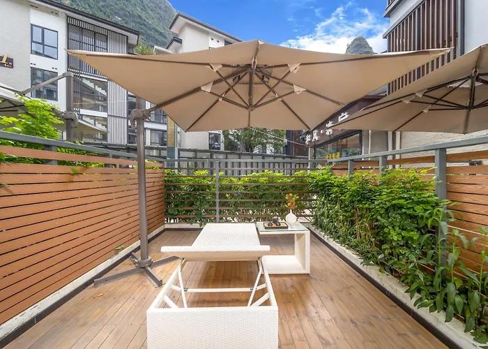 Arts Hotel & Suites Yangshuo Ten-Mile Gallery