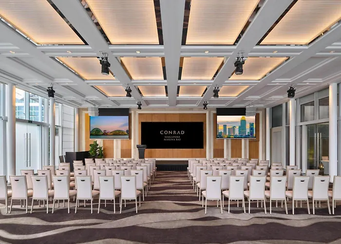 Conrad Singapore Marina Bay
