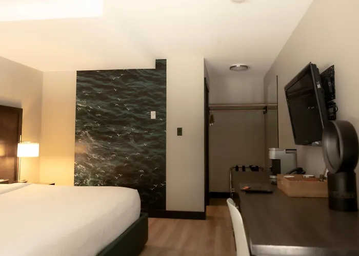 Tofino Resort + Marina