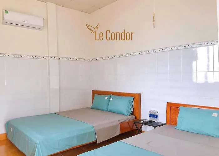 Le Condor House And Cafe