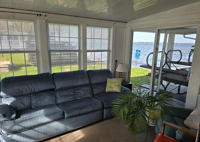 Poplars Lake Life Resort