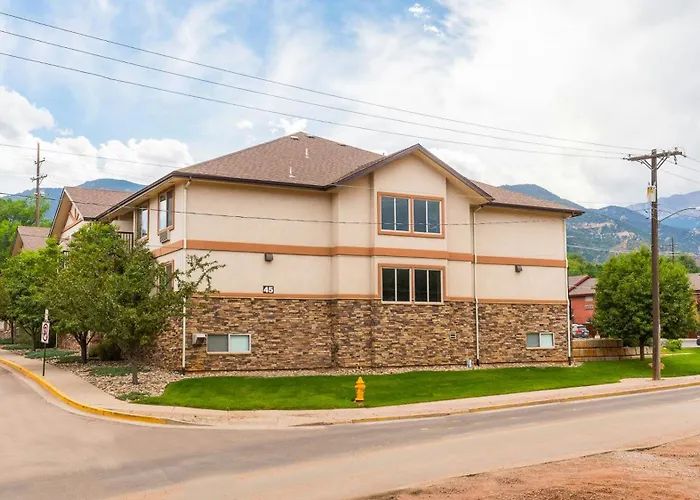 Manitou Pikes Peak Hotel
