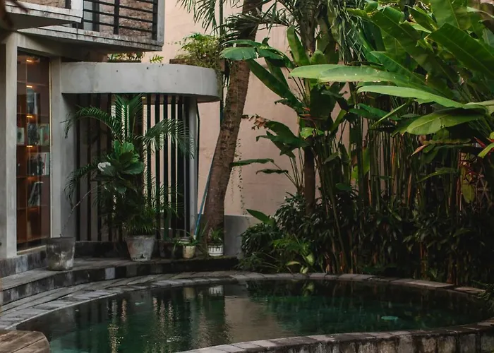 Surf Motel Bali