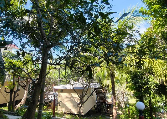 Hill Zone Home Stay By Little Paradise