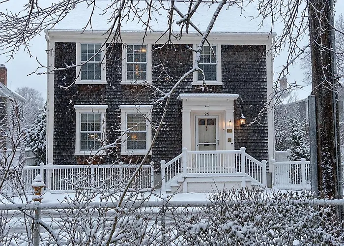29 India House