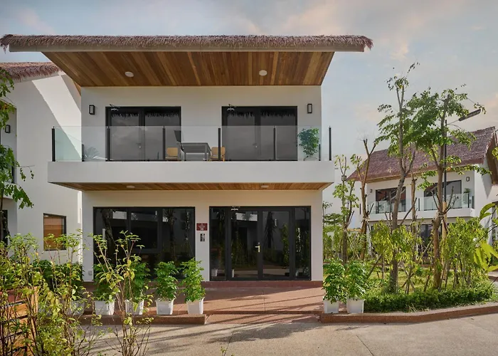 Royal Beach Resort And Residence By Ehm