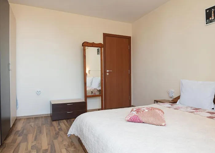 Royal Blue Guest House With Sea View In Old Nessebar