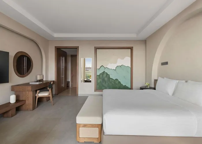 Rixos The Palm Hotel & Suites