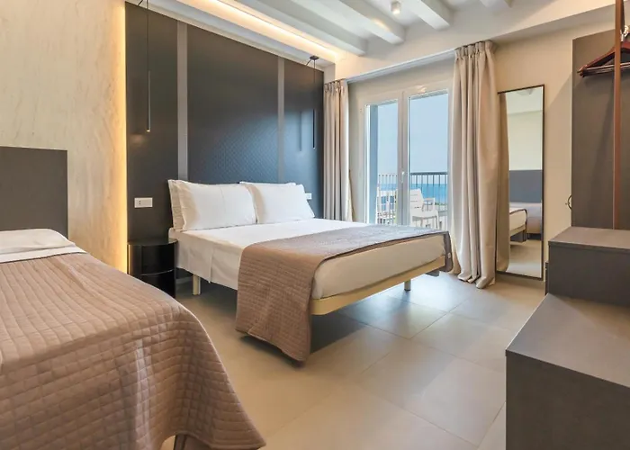 Hotel City
