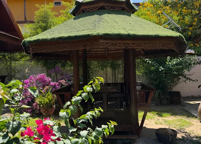 Golden Teak Resort Baan Sapparot