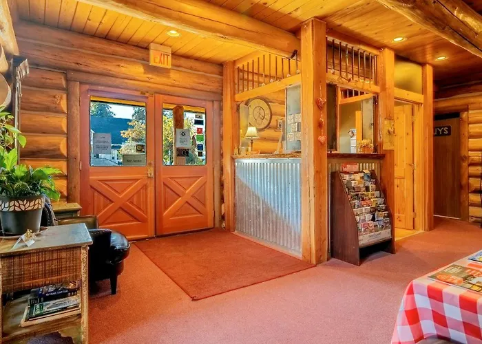 Dodge Peak Lodge