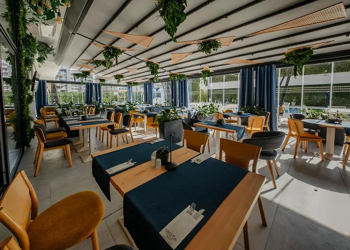 Nyota Hotel&Conference Center