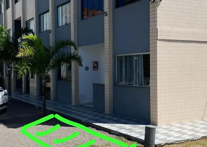 Apartamento aconchegante 2 quartos com suíte na praia de Guaibim