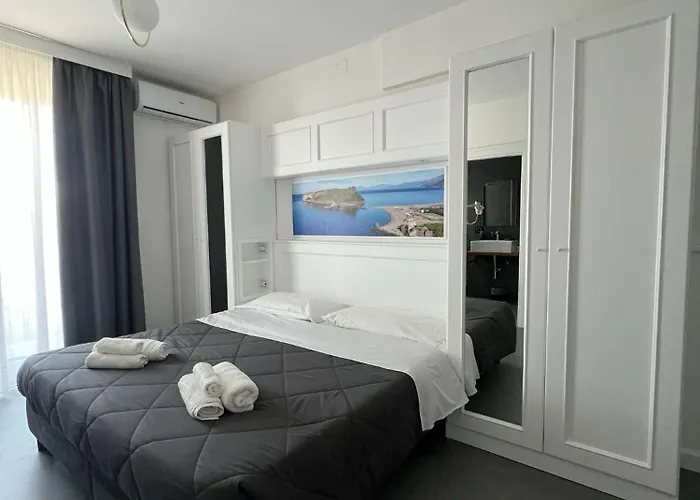 Hotel Tea - Praia A Mare