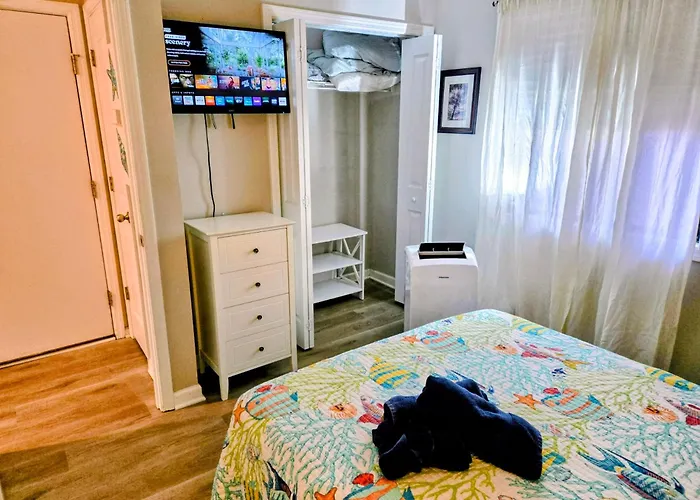 Beachfront Condo 103