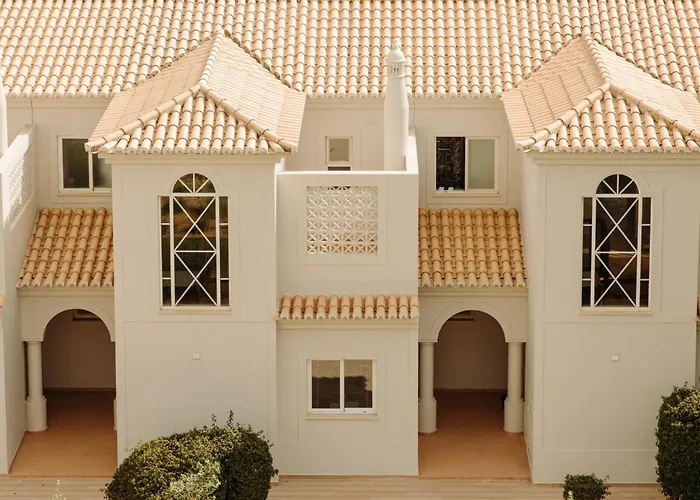 Vale D'El Rei Hotel & Villas