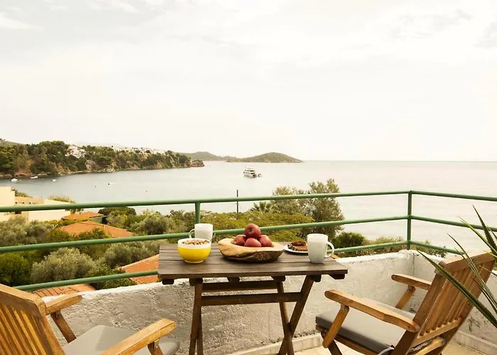 Nimfi Hotel, Skiathos