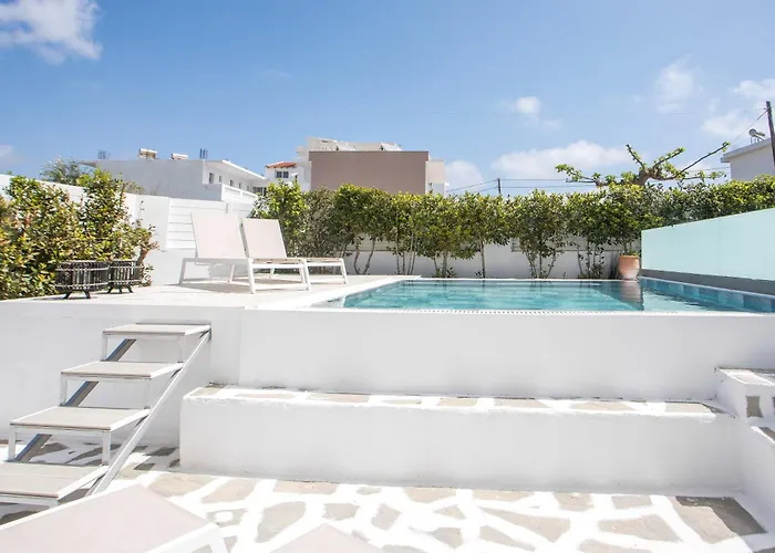 Alexander Studios & Suites - Adults Only