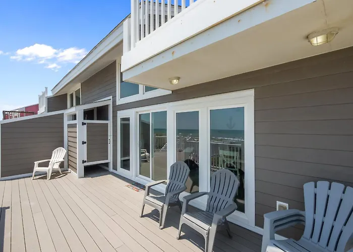 Oceanfront Vacation Home - East