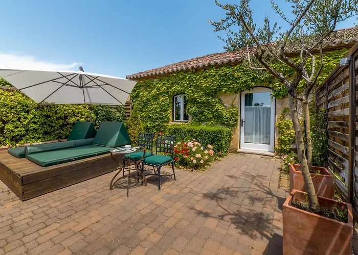 Hacienda Zorita Wine Hotel - Small Luxury Hotels