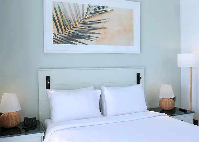 Amphoras Blu Ultra (Adults Only)