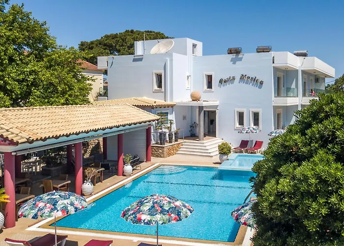 Perla Marina Hotel