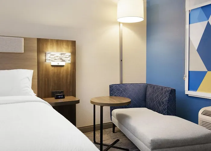 Holiday Inn Express And Suites Morehead By Ihg