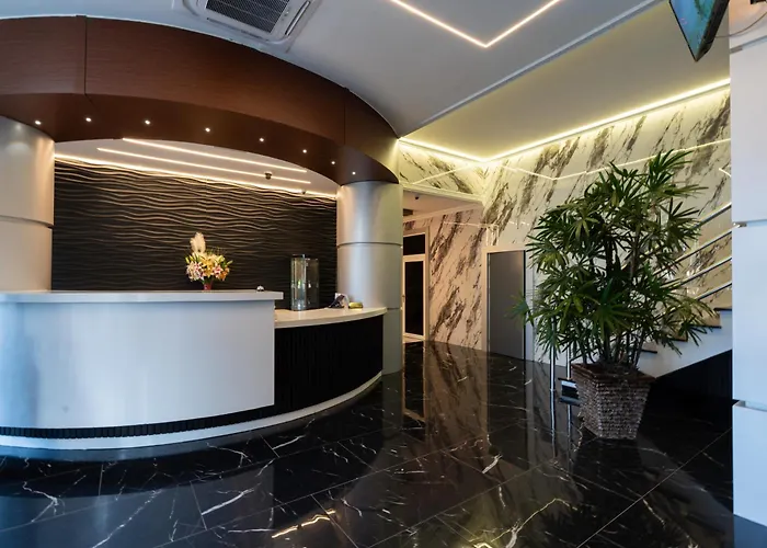 Hotel Elegance Nv
