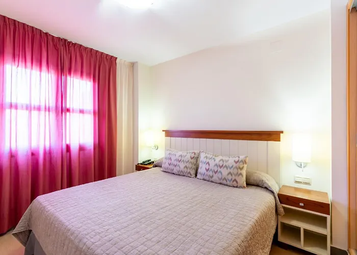 Leo Punta Umbria (Adults Only)