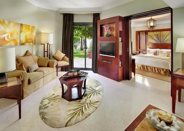 Hilton Luxor Resort & Spa