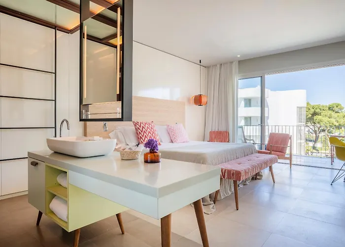 Inturotel Cala Esmeralda Beach Hotel & Spa - Adults Only