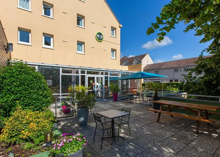 B&B Hotel Chartres Centre Cathedrale 3 Etoiles